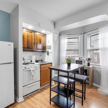 Stylish Studio In City Center Филаделфия Екстериор снимка